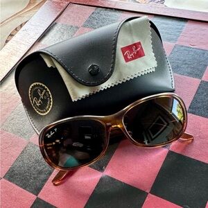 Ray-Ban Amber Sunglasses